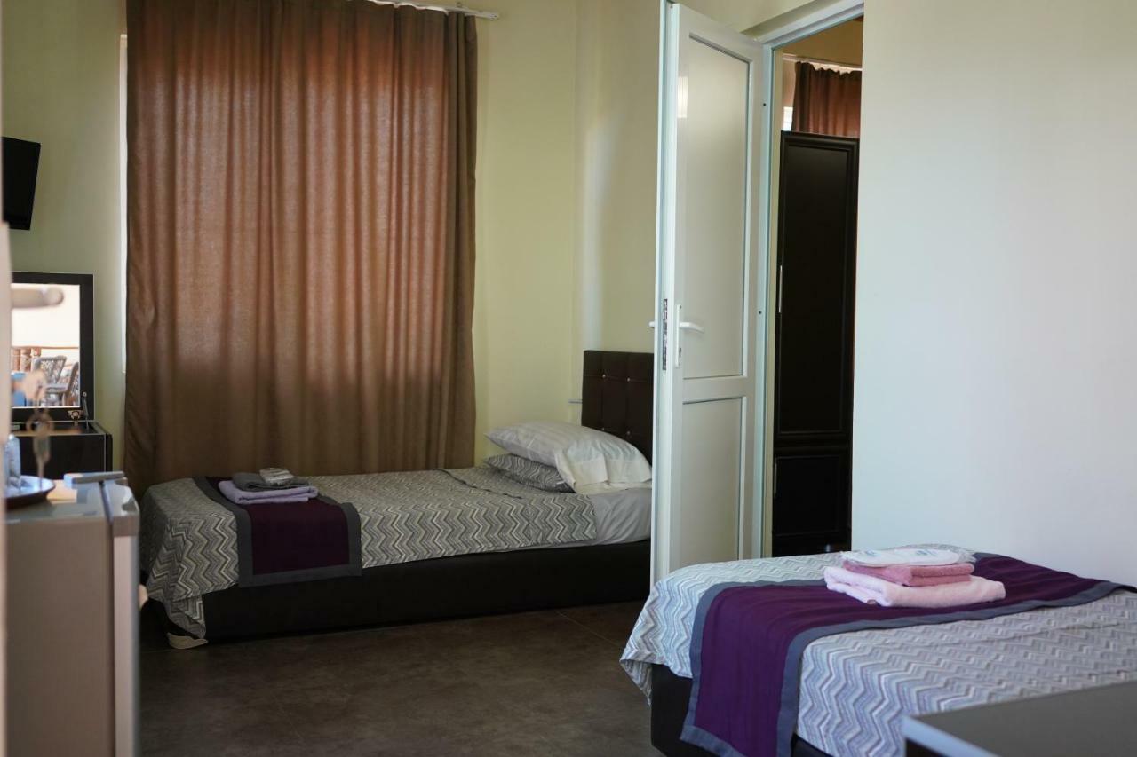 Ponto Hotel Kobuleti Room photo